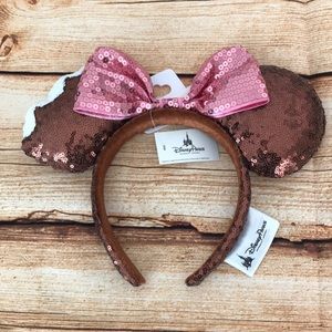 Minnie Mouse chocolate wars